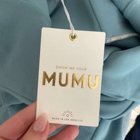 Show Me Your Mumu - Picture 2 of 5